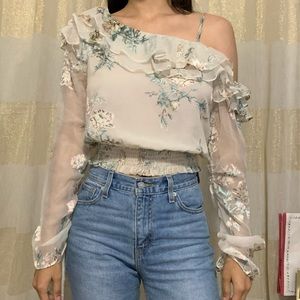 ASTR the label ruffle blouse